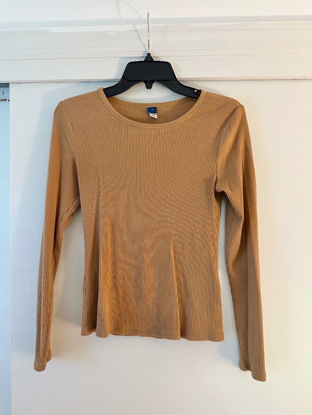 Old Navy Ribbed Long Sleeve Tee